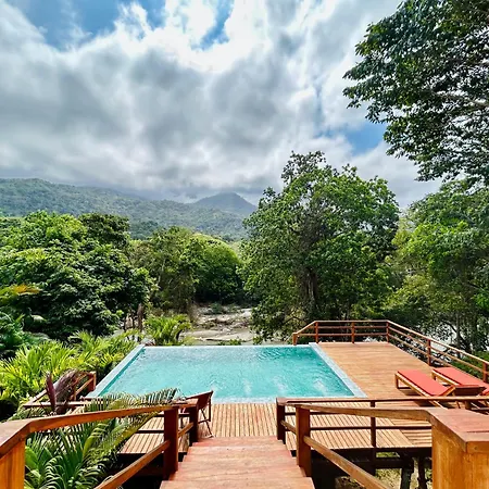 Senda Loto Retreat Meditation Yoga